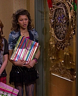 Shake_It_Up_S01E17_1080p_BTD_002906.jpg