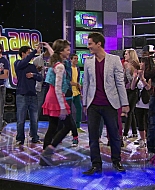 Shake_It_Up_S01E18_1080p_BTD_000151.jpg