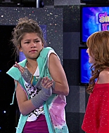 Shake_It_Up_S01E18_1080p_BTD_000387.jpg