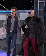 Shake_It_Up_S01E18_1080p_BTD_000422.jpg
