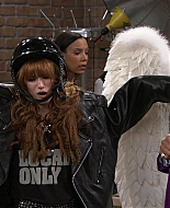 Shake_It_Up_S01E18_1080p_BTD_001297.jpg