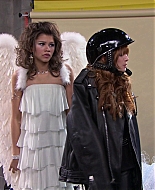Shake_It_Up_S01E18_1080p_BTD_001581.jpg
