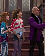 Shake_It_Up_S01E18_1080p_BTD_001788.jpg