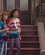 Shake_It_Up_S01E18_1080p_BTD_001790.jpg