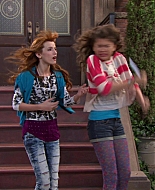 Shake_It_Up_S01E18_1080p_BTD_001794.jpg