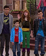 Shake_It_Up_S01E18_1080p_BTD_002727.jpg