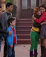Shake_It_Up_S01E18_1080p_BTD_002834.jpg