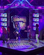 Shake_It_Up_S01E19_1080p_000064.jpg