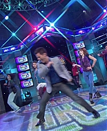 Shake_It_Up_S01E19_1080p_000199.jpg