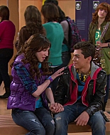 Shake_It_Up_S01E19_1080p_000341.jpg