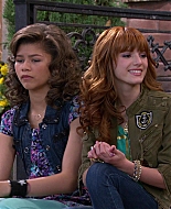 Shake_It_Up_S01E19_1080p_001051.jpg