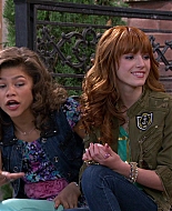 Shake_It_Up_S01E19_1080p_001057.jpg