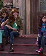 Shake_It_Up_S01E19_1080p_001083.jpg