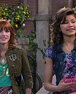Shake_It_Up_S01E19_1080p_001133.jpg
