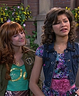 Shake_It_Up_S01E19_1080p_001142.jpg