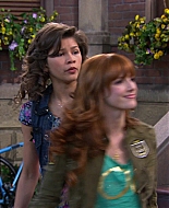 Shake_It_Up_S01E19_1080p_001148.jpg