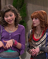 Shake_It_Up_S01E19_1080p_001571.jpg