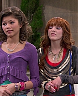 Shake_It_Up_S01E19_1080p_001573.jpg