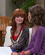 Shake_It_Up_S01E19_1080p_001700.jpg