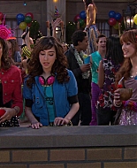 Shake_It_Up_S01E19_1080p_001946.jpg