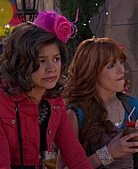 Shake_It_Up_S01E19_1080p_002001.jpg