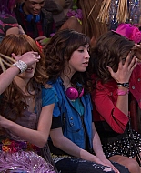 Shake_It_Up_S01E19_1080p_002055.jpg