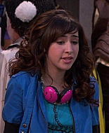 Shake_It_Up_S01E19_1080p_002146.jpg