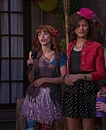 Shake_It_Up_S01E19_1080p_002448.jpg
