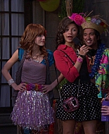 Shake_It_Up_S01E19_1080p_002468.jpg