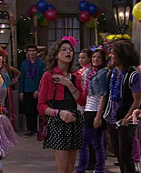 Shake_It_Up_S01E19_1080p_002482.jpg