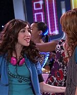 Shake_It_Up_S01E19_1080p_002719.jpg