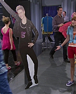 Shake_It_Up_S01E20_1080p_BTD_000125.jpg