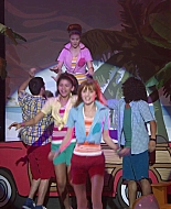 Shake_It_Up_S01E20_1080p_BTD_000200.jpg