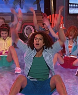 Shake_It_Up_S01E20_1080p_BTD_000316.jpg
