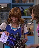 Shake_It_Up_S01E20_1080p_BTD_000662.jpg