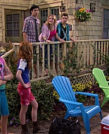 Shake_It_Up_S01E20_1080p_BTD_000890.jpg