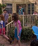 Shake_It_Up_S01E20_1080p_BTD_000940.jpg