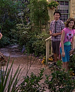 Shake_It_Up_S01E20_1080p_BTD_000953.jpg