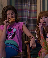 Shake_It_Up_S01E20_1080p_BTD_001047.jpg