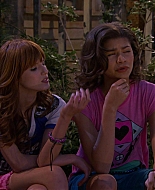 Shake_It_Up_S01E20_1080p_BTD_001206.jpg
