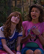 Shake_It_Up_S01E20_1080p_BTD_001291.jpg