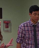Shake_It_Up_S01E20_1080p_BTD_001688.jpg