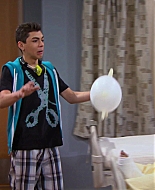 Shake_It_Up_S01E20_1080p_BTD_001791.jpg