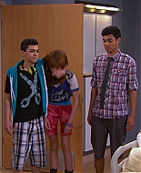 Shake_It_Up_S01E20_1080p_BTD_001949.jpg