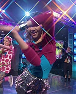 Shake_It_Up_S01E21_1080p_BTD_000206.jpg