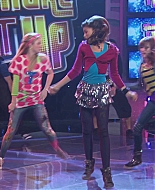 Shake_It_Up_S01E21_1080p_BTD_000213.jpg
