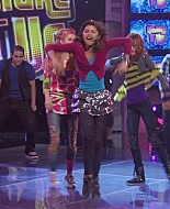 Shake_It_Up_S01E21_1080p_BTD_000214.jpg