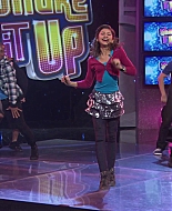 Shake_It_Up_S01E21_1080p_BTD_000224.jpg