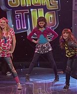 Shake_It_Up_S01E21_1080p_BTD_000249.jpg