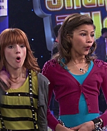 Shake_It_Up_S01E21_1080p_BTD_000351.jpg